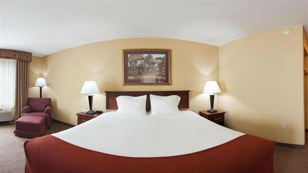 Holiday Inn Express Hotel & Suites Maryville By Ihg Exterior photo