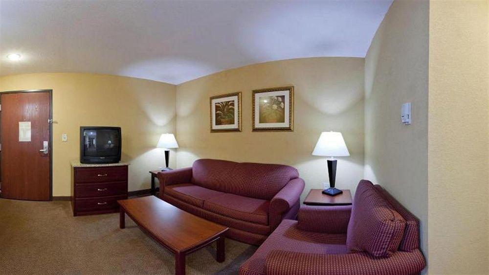 Holiday Inn Express Hotel & Suites Maryville By Ihg Exterior photo
